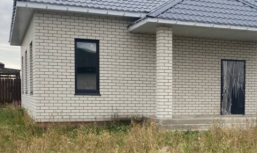 Глухие алюминиевые окна в коттедж